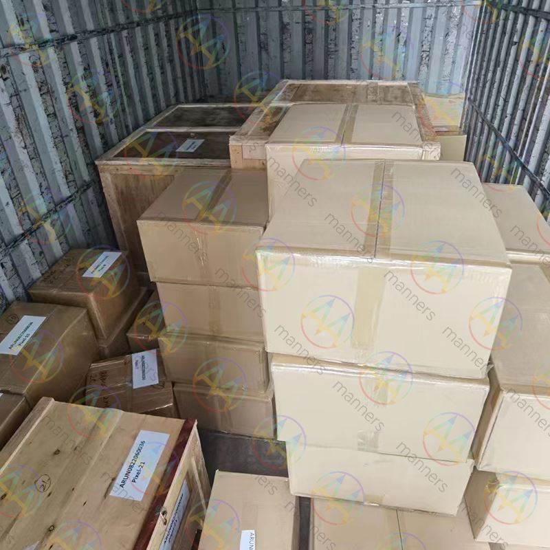 ההזמנה של הלקוח האמריקאי עבור 5000pcs מותאם אישית AR15 הרכבת העליונה הושלמה ו...